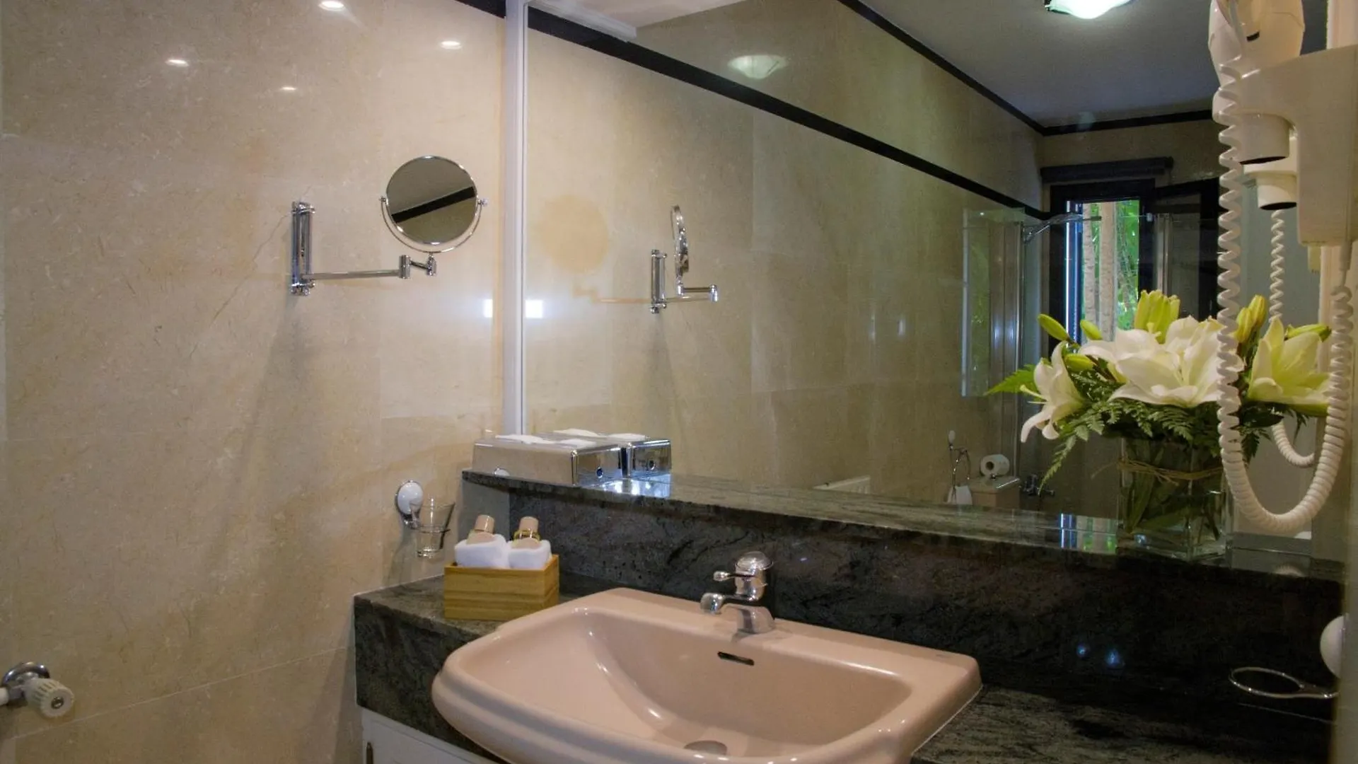 Hotel Escuela Santa Brigida